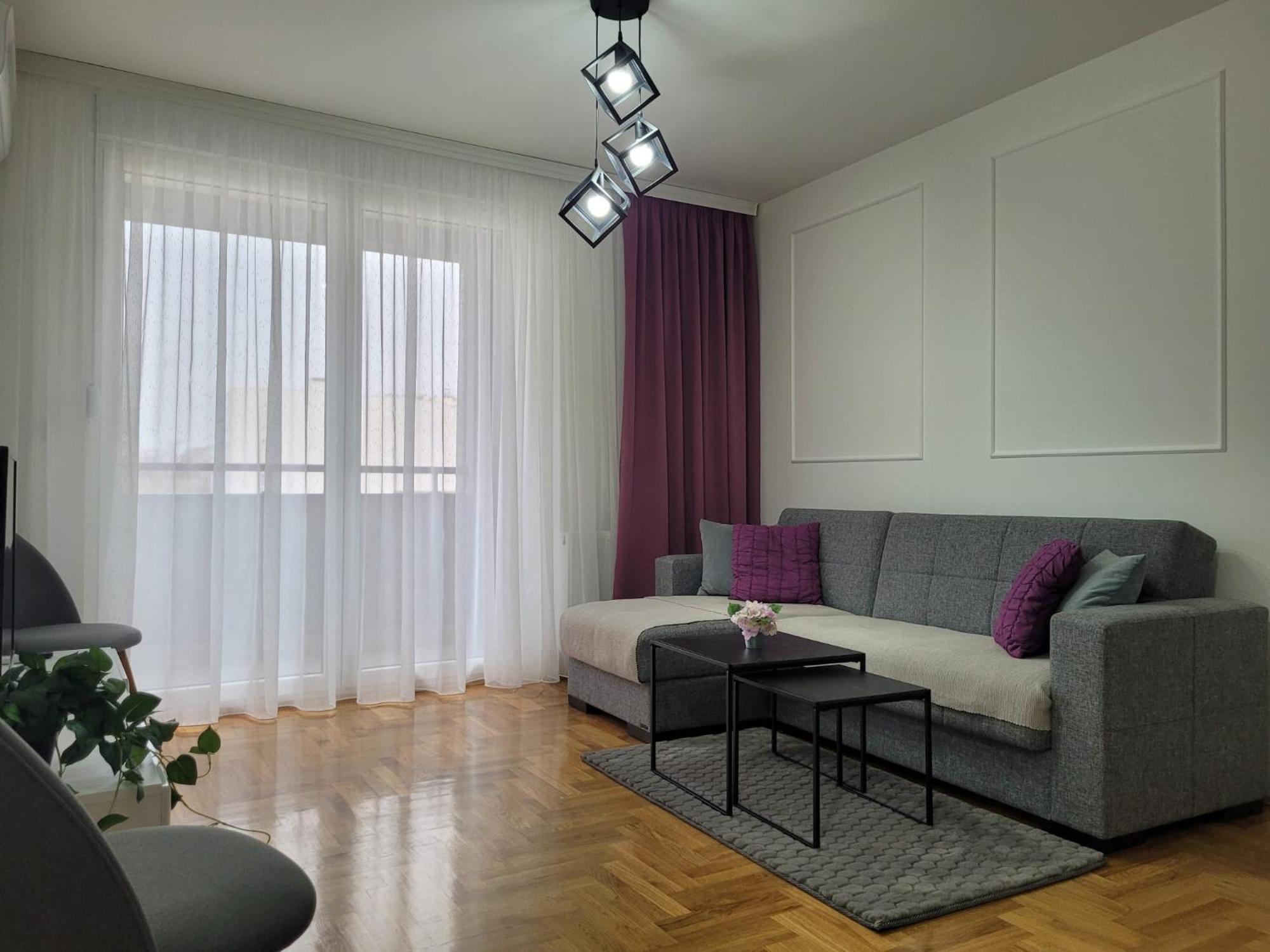 Appartamento Apartman Ns Private Parking Novi Sad Esterno foto